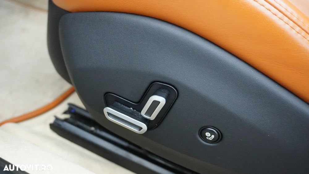 Ferrari Portofino - 16