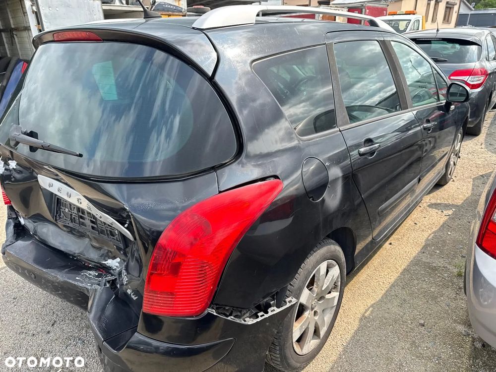 Peugeot 308 1.6 HDI kod silnika 9H2 Kod lakieru KTVD - 9