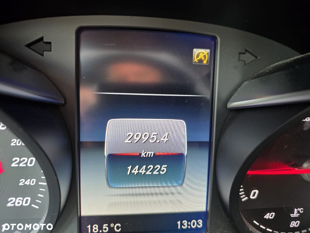 Mercedes-Benz Klasa C 180 (BlueEFFICIENCY) - 17
