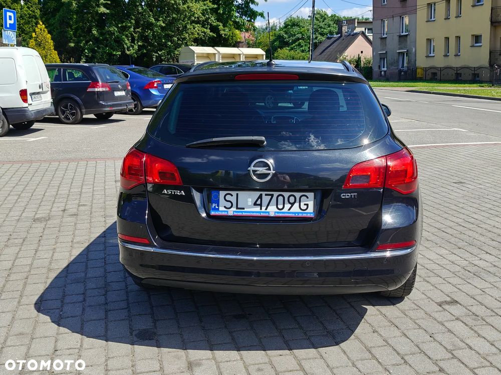 Opel Astra 1.7 CDTI Cosmo - 9