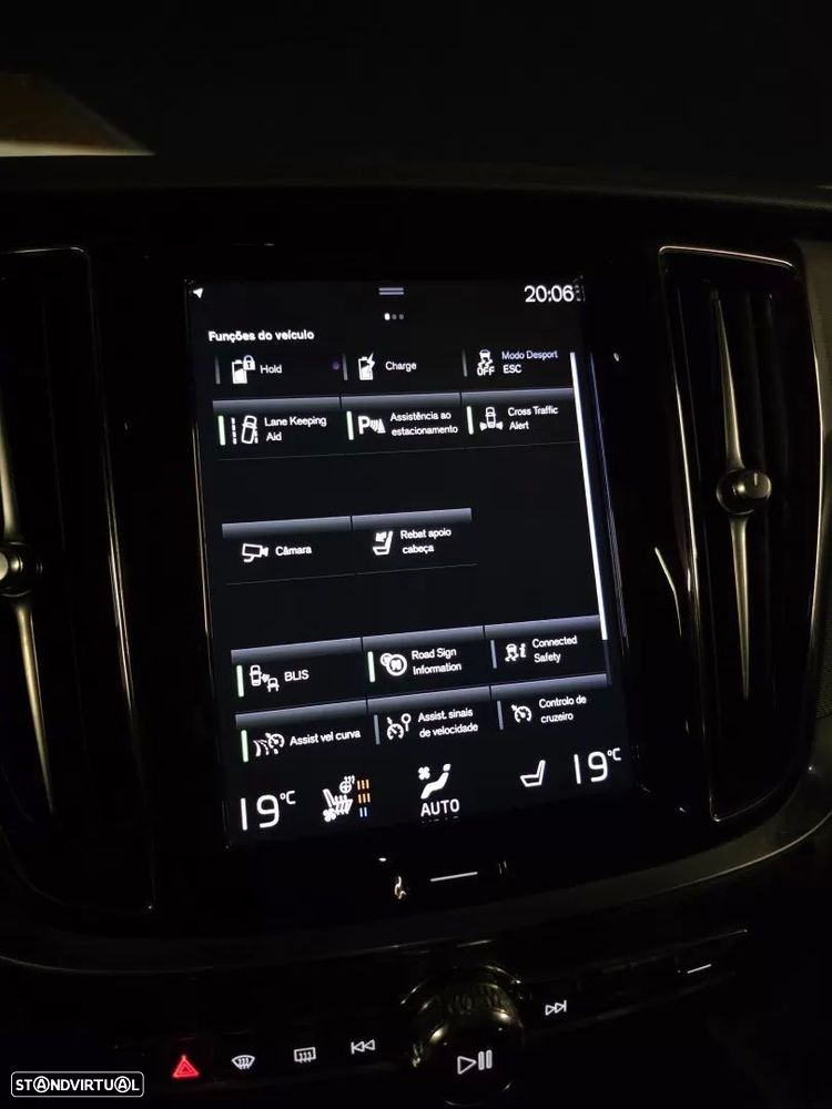 Volvo V60 2.0 T6 AWD TE R-Design - 26