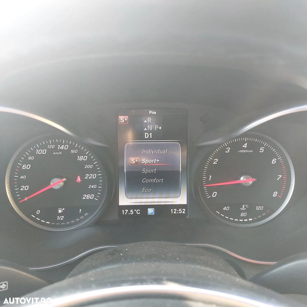 Mercedes-Benz C 200 Coupe 4Matic 9G-TRONIC AMG Line - 14