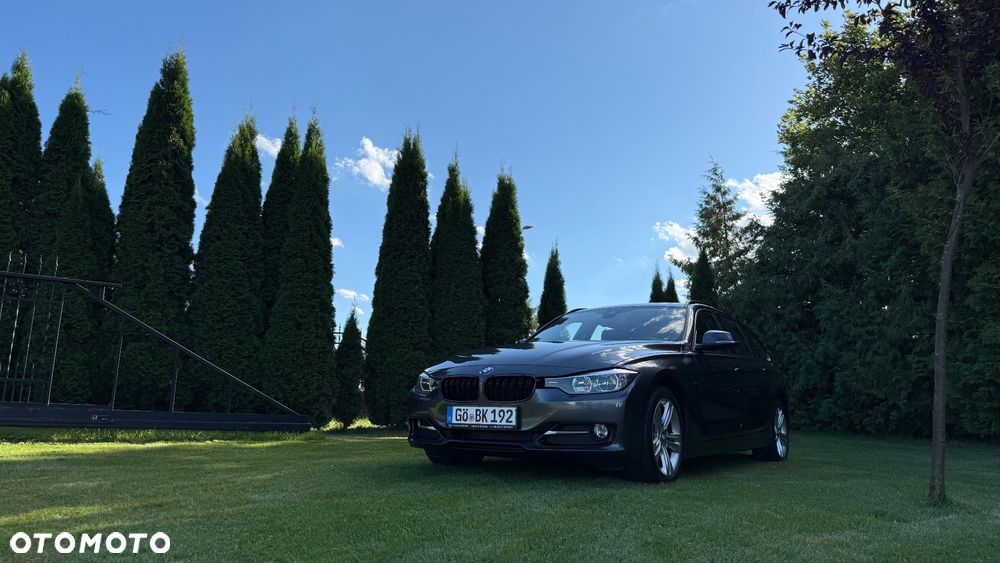 BMW Seria 3 318d DPF Touring Edition Sport - 13