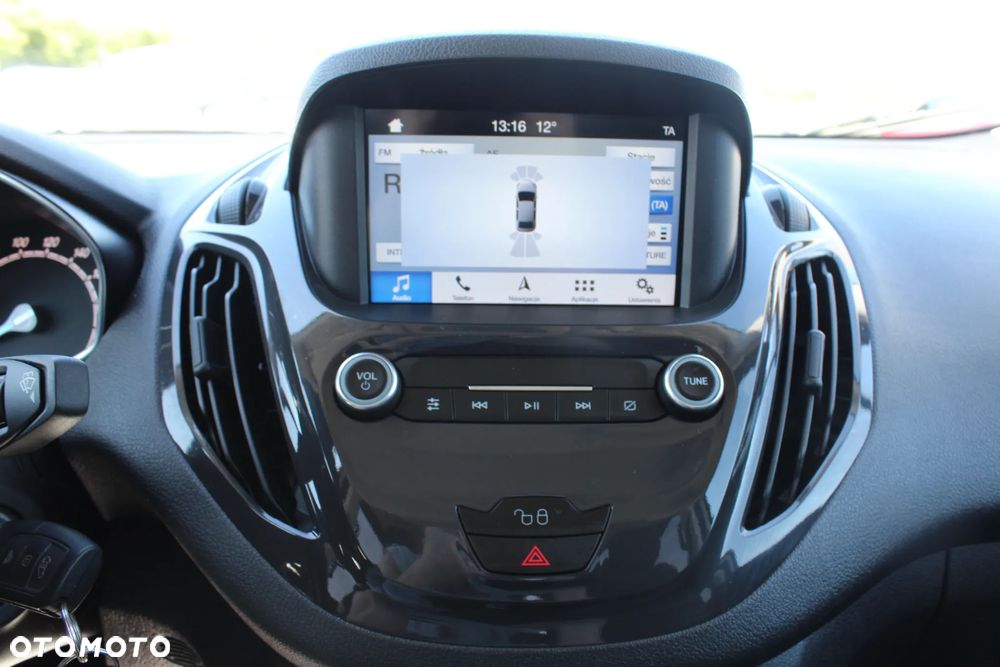 Ford Tourneo Courier 1.0 EcoBoost S&S Titanium - 32