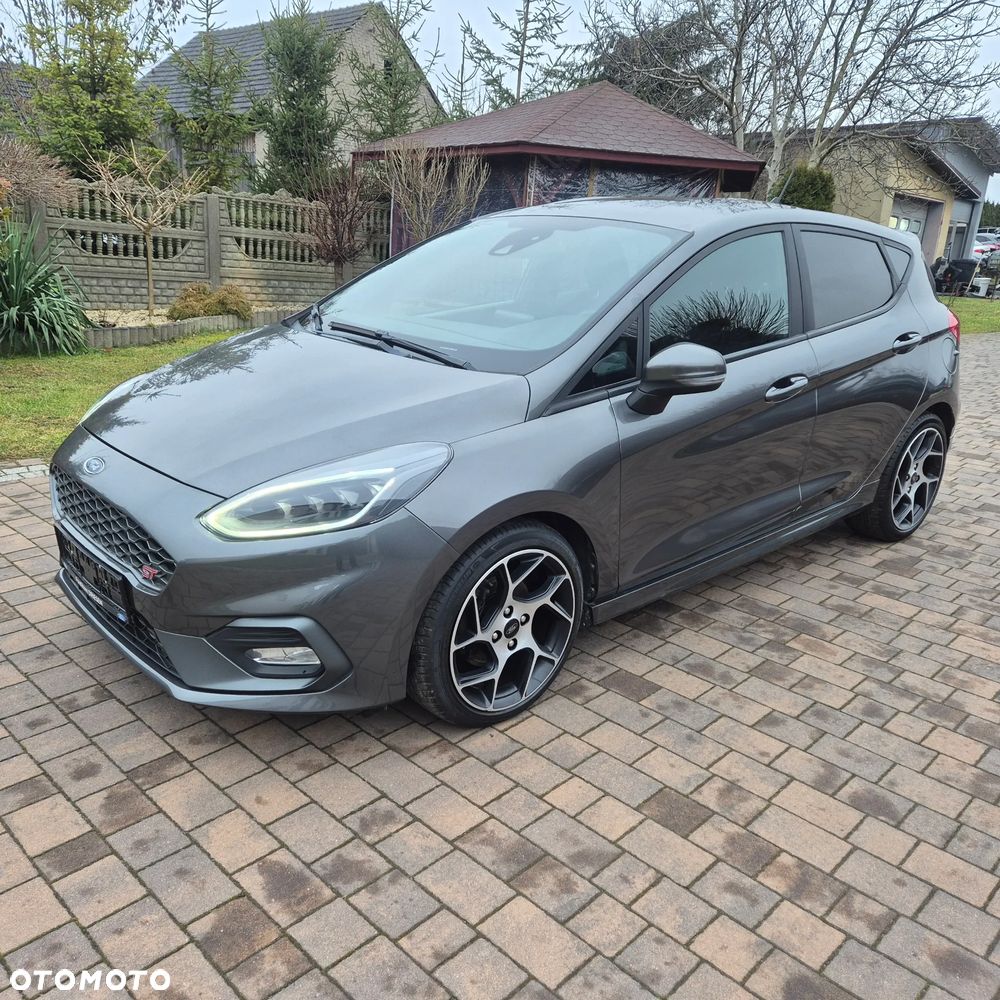 Ford Fiesta - 1
