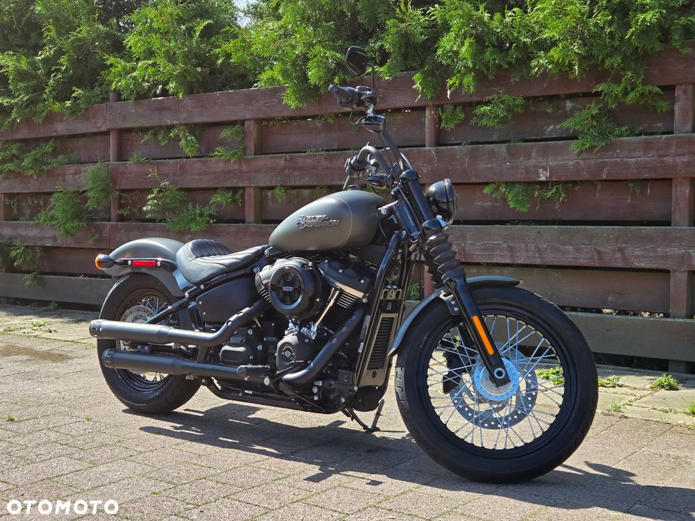 Harley-Davidson Softail Street Bob - 3