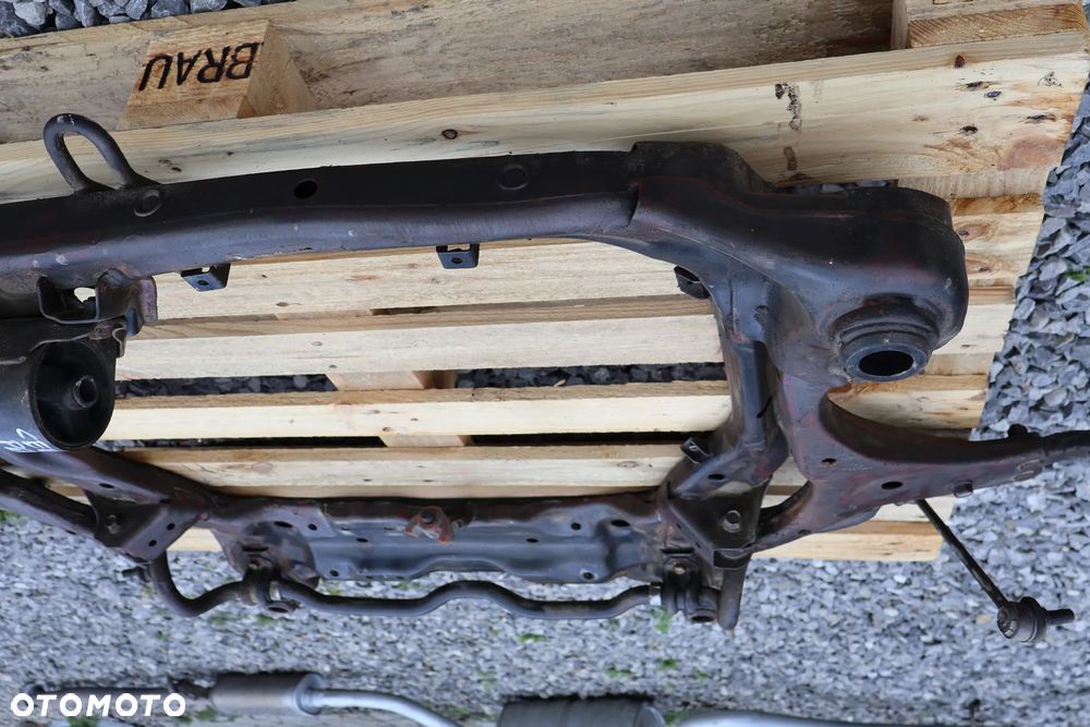 KIA CEED I BELKA ZAWIESZENIA PRZÓD PRZEDNIA TRAWERS SANKI 06-12 WAHACZE - 13