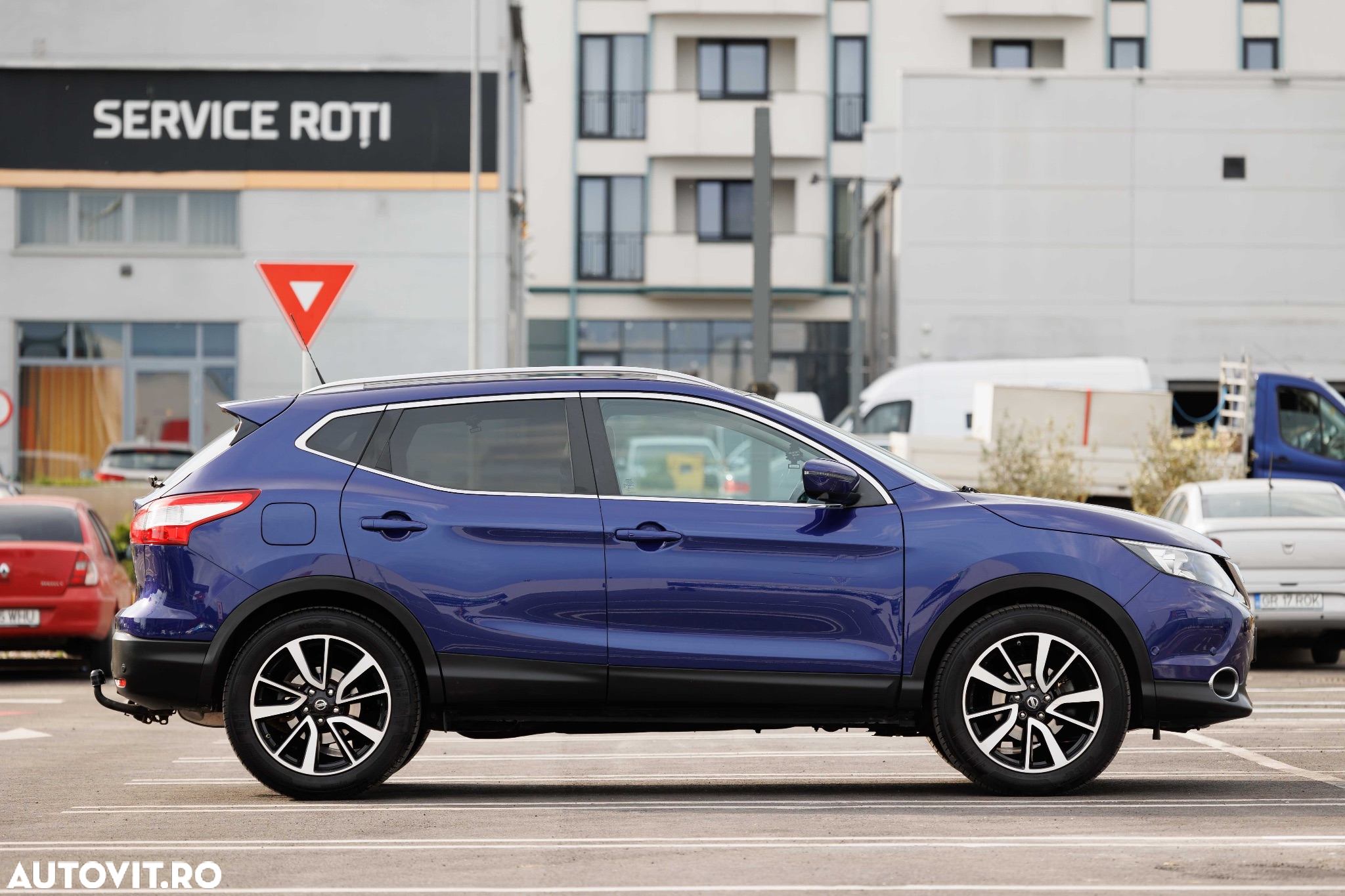Nissan Qashqai 1.6 DCI TEKNA+ - 5