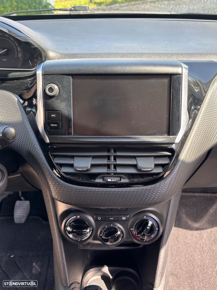Peugeot 208 1.2 PureTech Style - 9