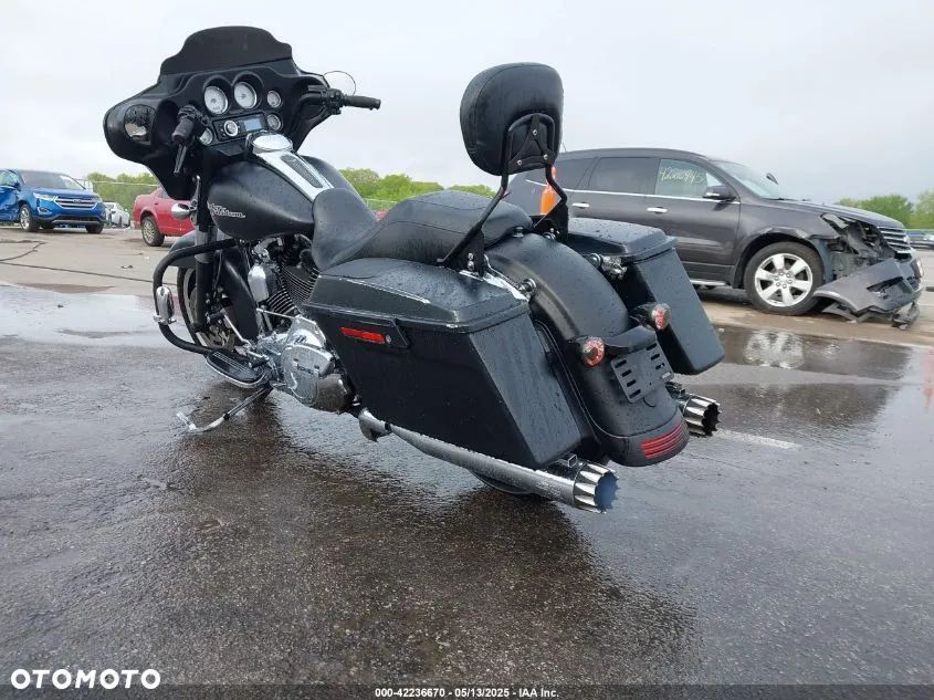 Harley-Davidson Dyna Super Glide - 3