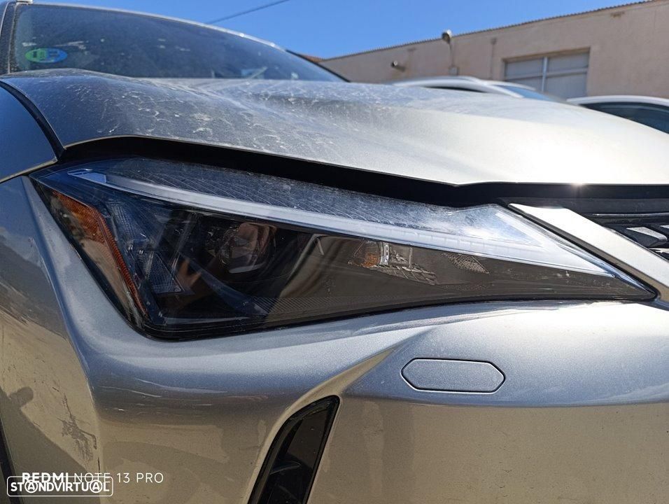 FAROL DIREITO LEXUS UX ZA10 - 1