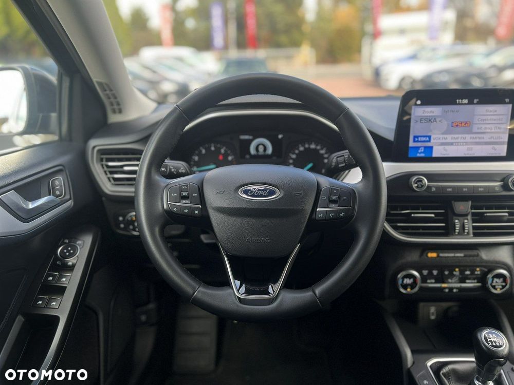 Ford Focus 1.0 EcoBoost Trend - 17