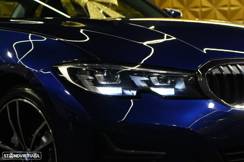 BMW 330 e Line Luxury Auto - 8