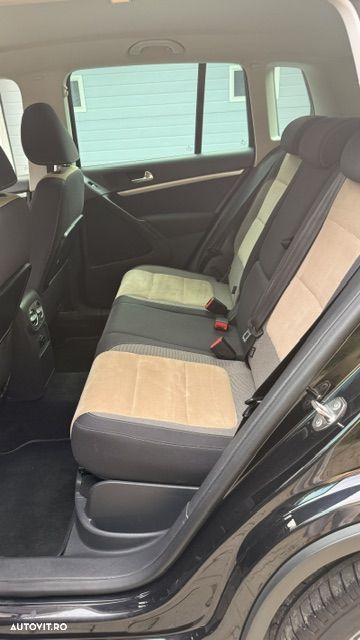 Volkswagen Tiguan 2.0 TDI 4Motion DSG Sport & Style - 31