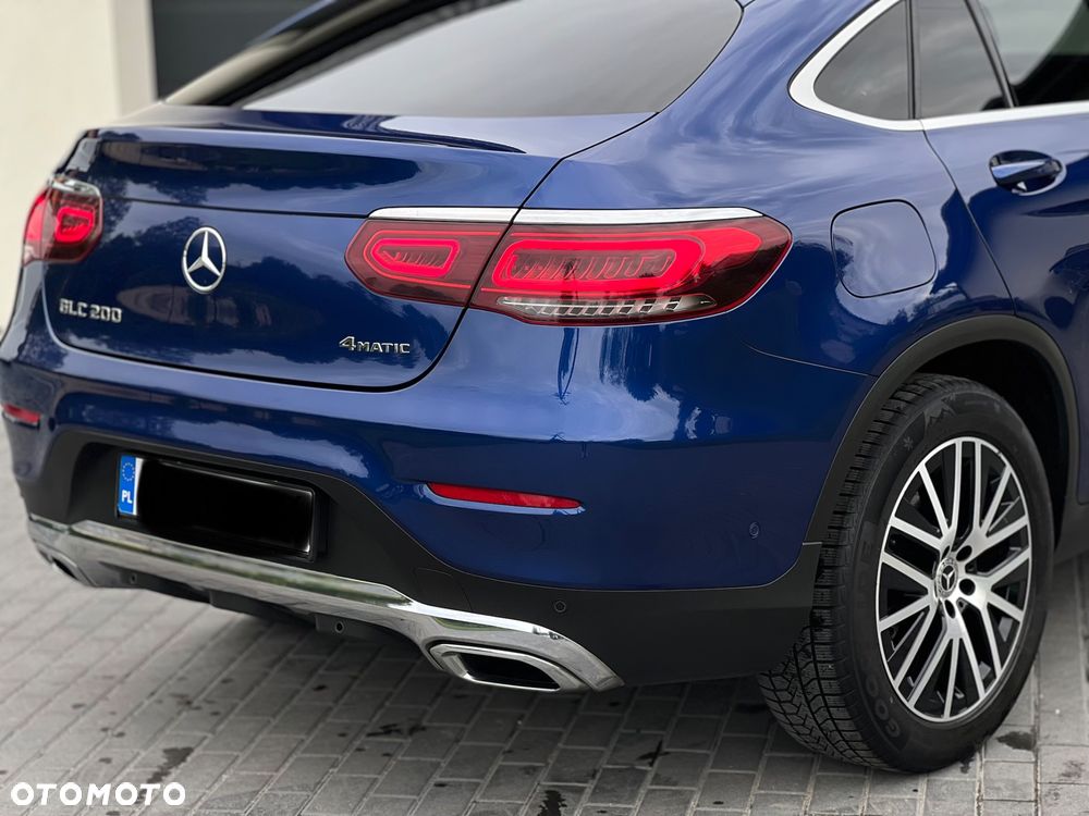 Mercedes-Benz GLC 200 4Matic 9G-TRONIC AMG Line Plus - 19