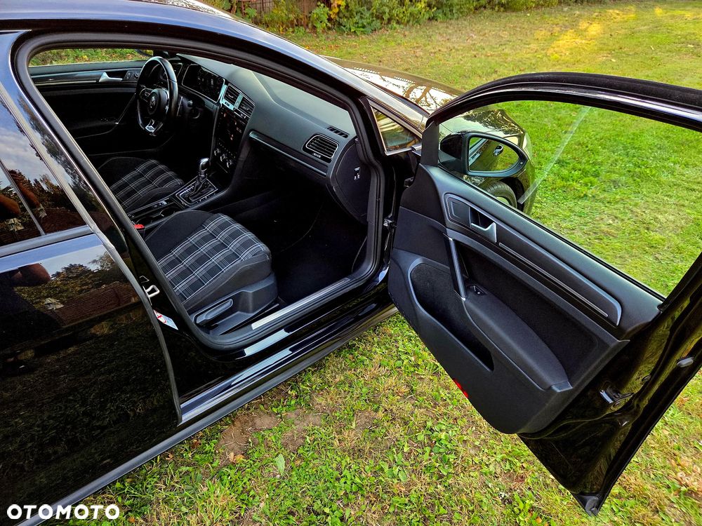 Volkswagen Golf 2.0 TDI BMT GTD DSG - 18