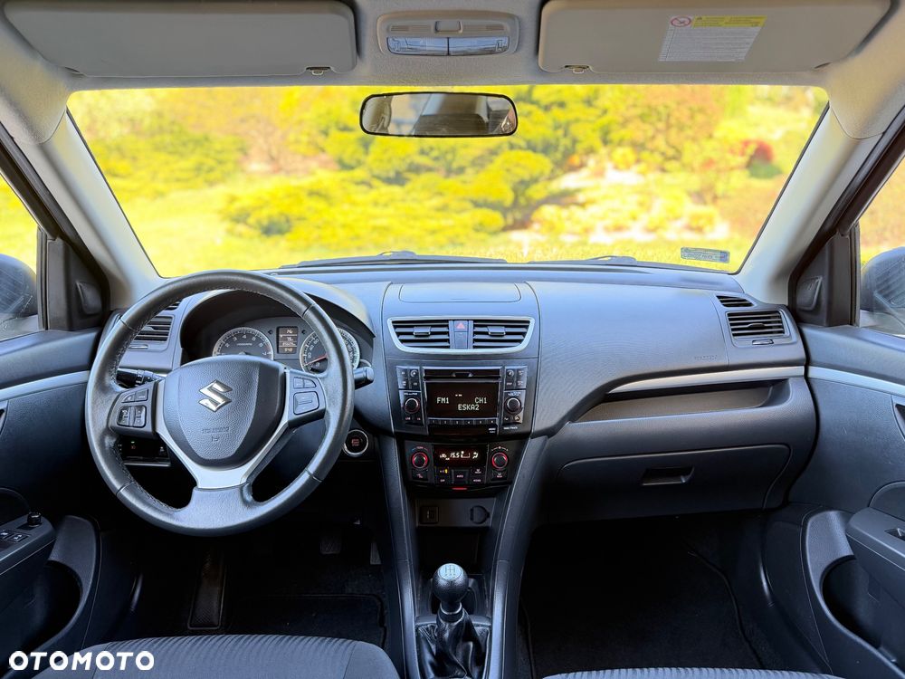 Suzuki Swift 1.2 Premium - 5