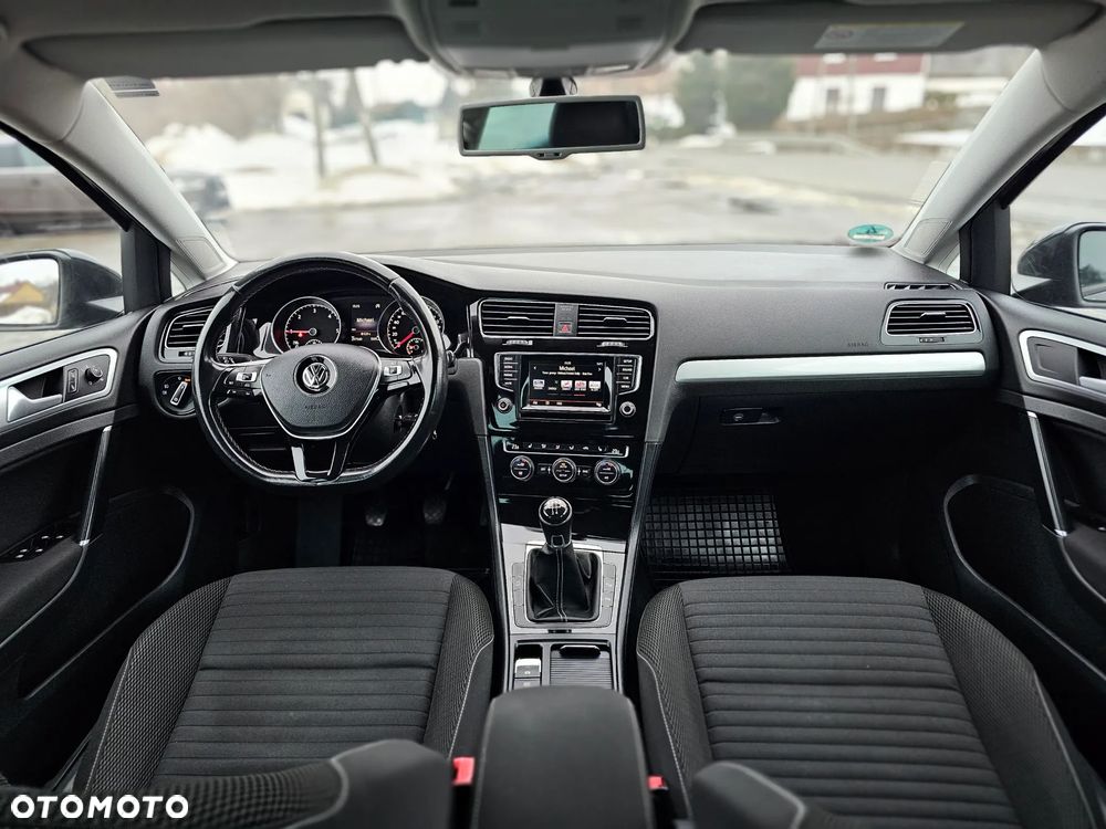 Volkswagen Golf 1.6 TDI BlueMotion Technology Cup - 5