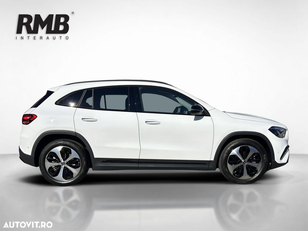 Mercedes-Benz GLA 220 4MATIC MHEV - 6