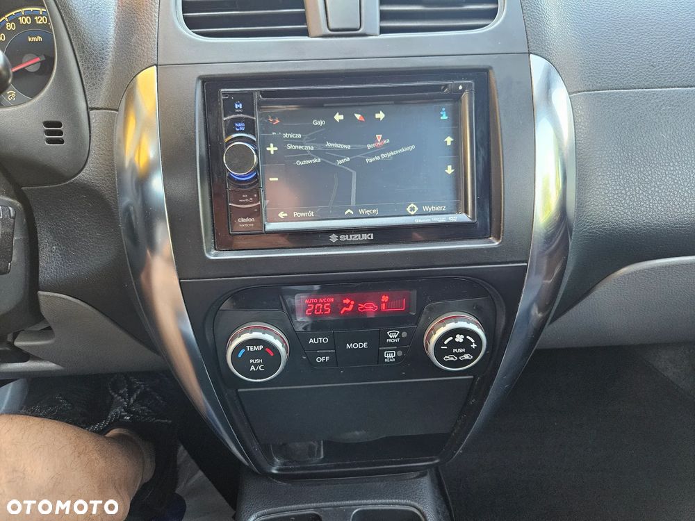 Suzuki SX4 1.6 VVT 4x4 Style - 9