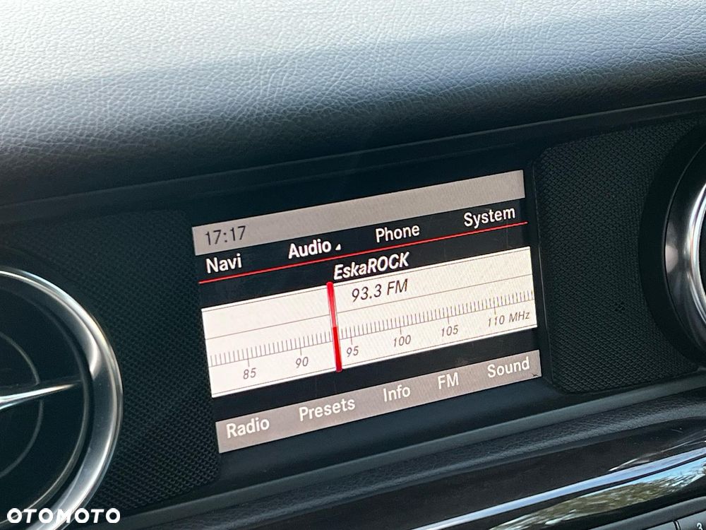 Mercedes-Benz SLK 250 (BlueEFFICIENCY) 7G-TRONIC - 10