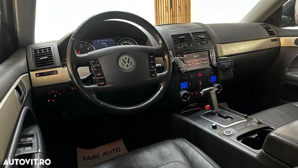 Volkswagen Touareg - 17