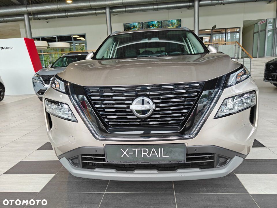 Nissan X-Trail - 4