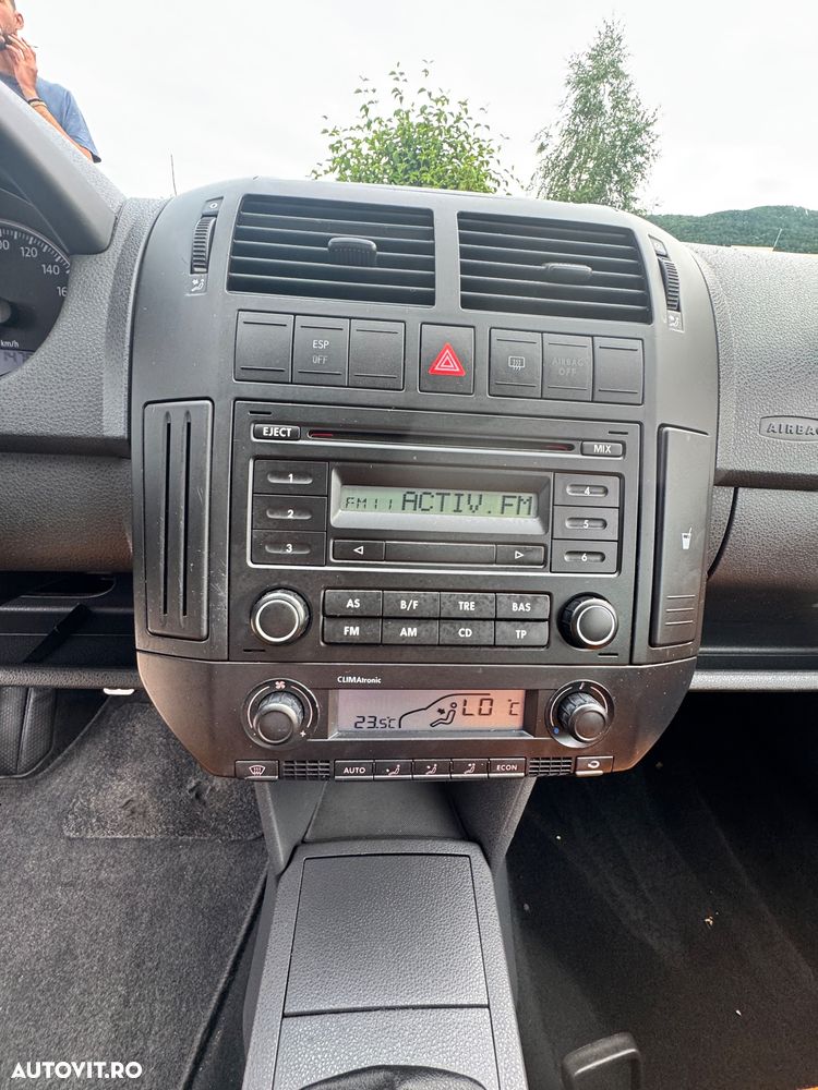 Volkswagen Polo 1.6 CrossPolo - 9