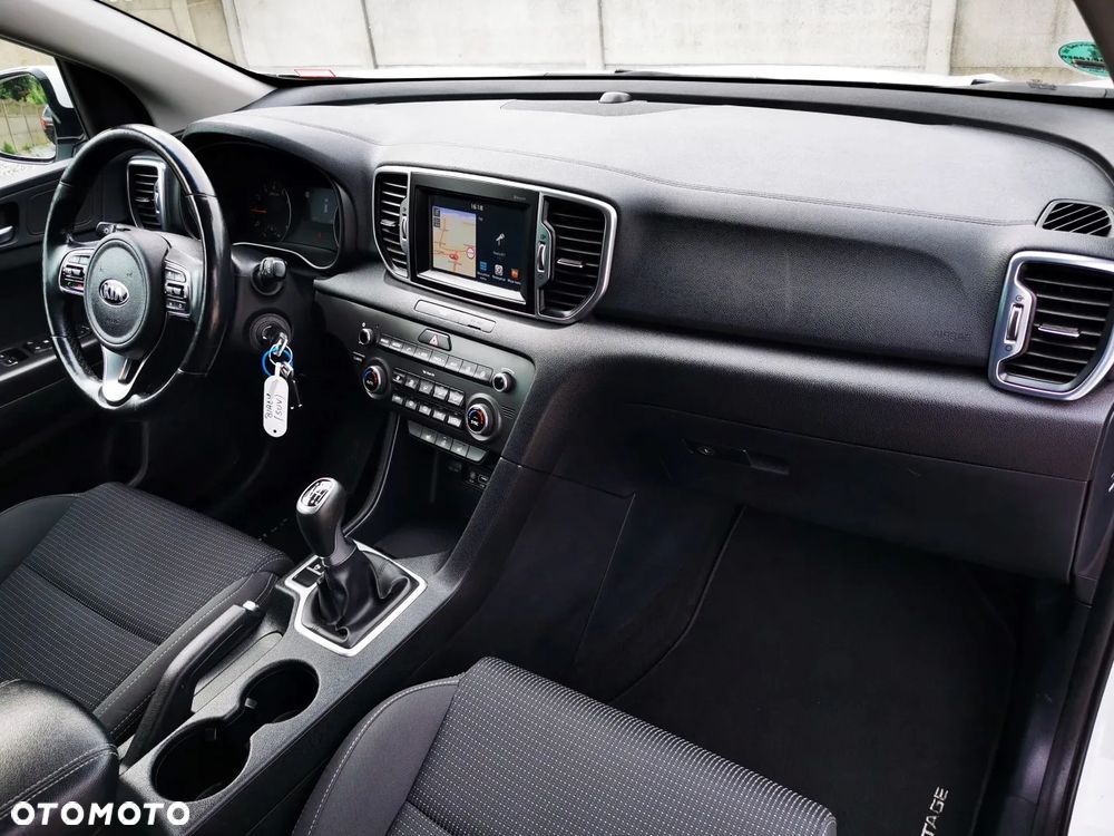 Kia Sportage 1.6 GDI 2WD DREAM-TEAM EDITION - 8