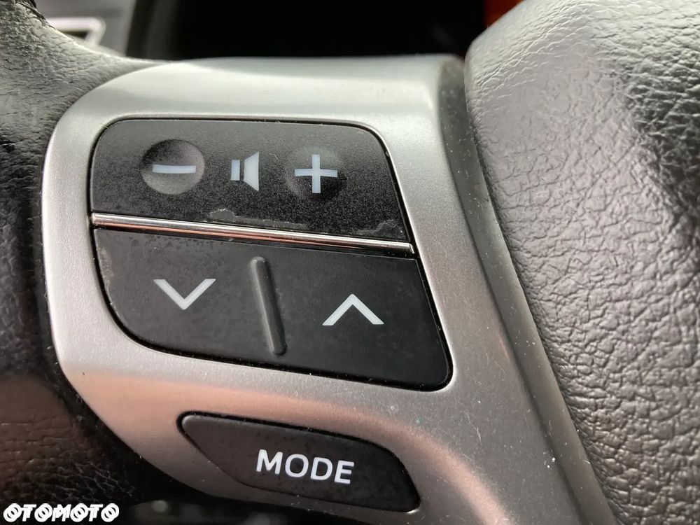 Toyota Avensis 2.0 D-4D Sol - 10