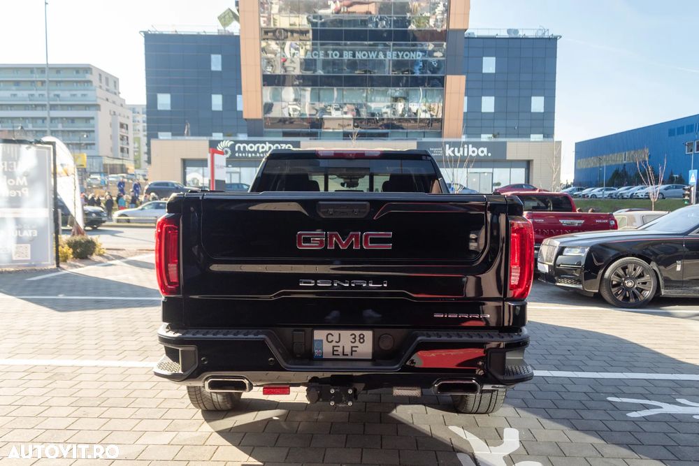 GMC Sierra - 18