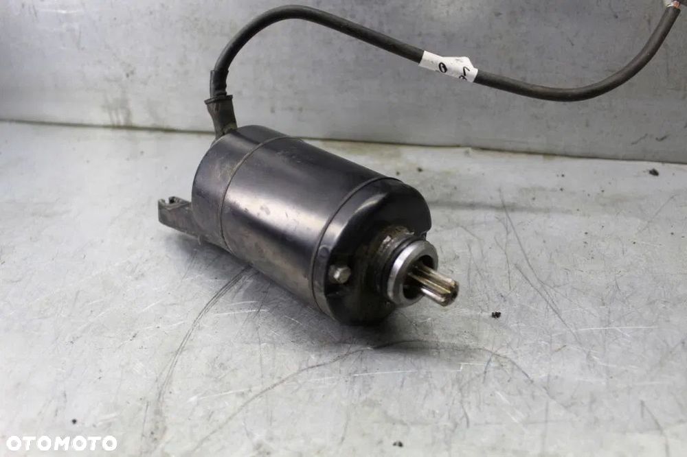 Kawasaki KLE 650 Versys 06r rozrusznik silnika - 1