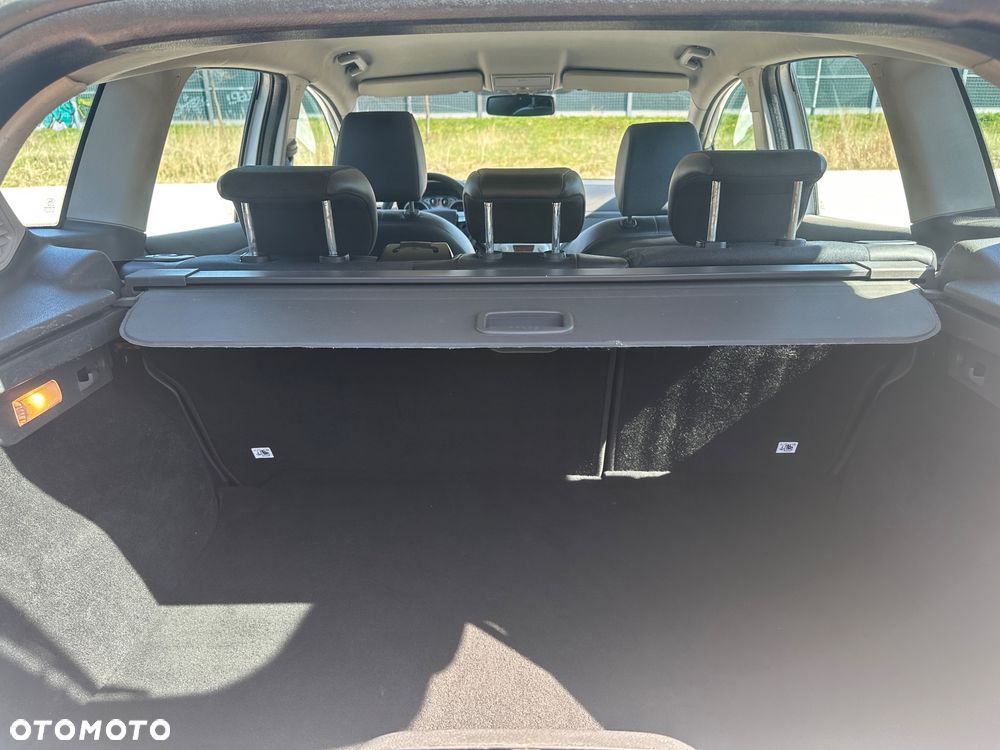 Ford Kuga 2.0 TDCi Titanium - 15