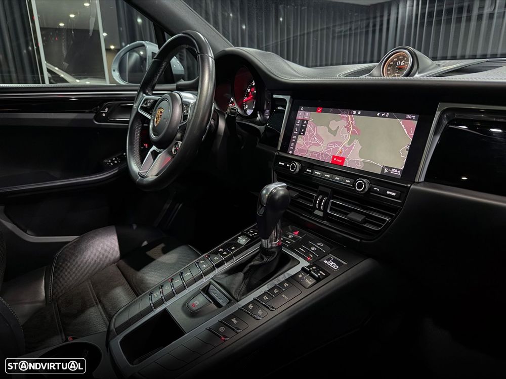 Porsche Macan S - 34