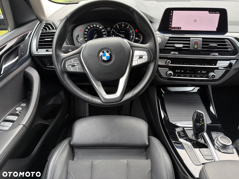 BMW X3 xDrive30i xLine - 32