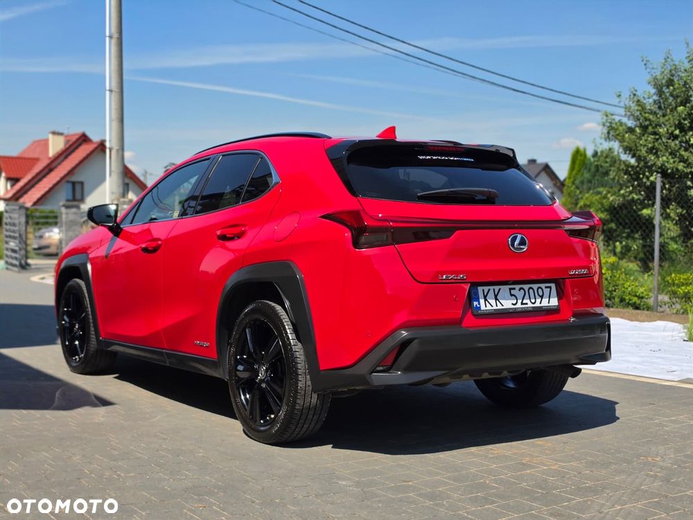 Lexus UX - 2