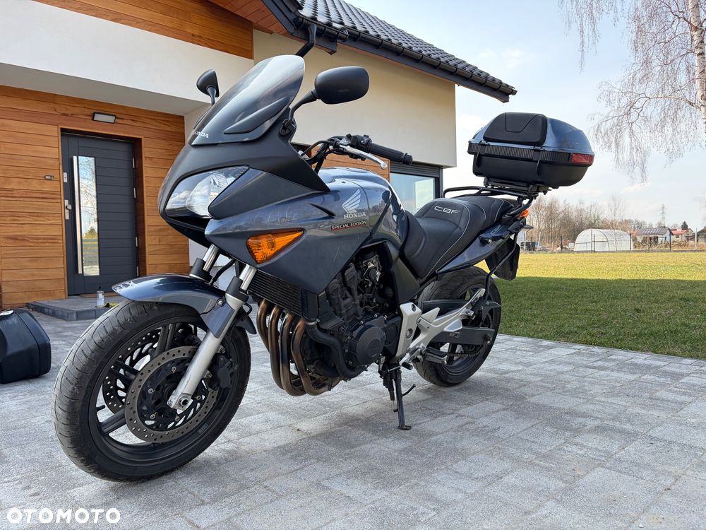 Honda CBF - 14