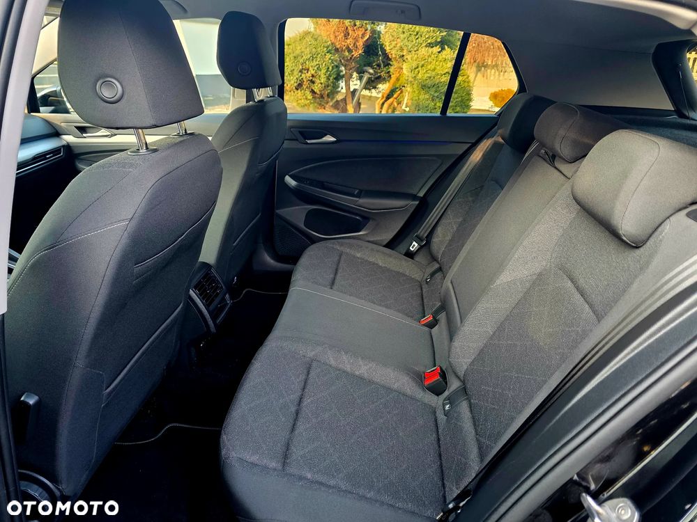 Volkswagen Golf 1.5 eTSI OPF DSG Life - 39