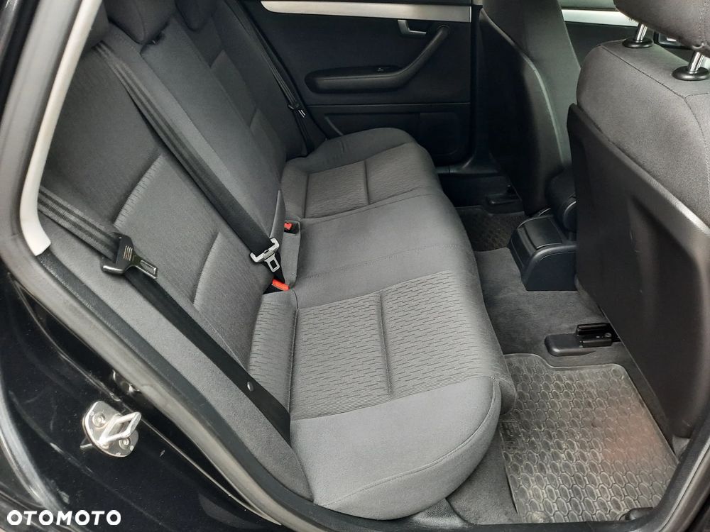 Audi A4 Avant - 17