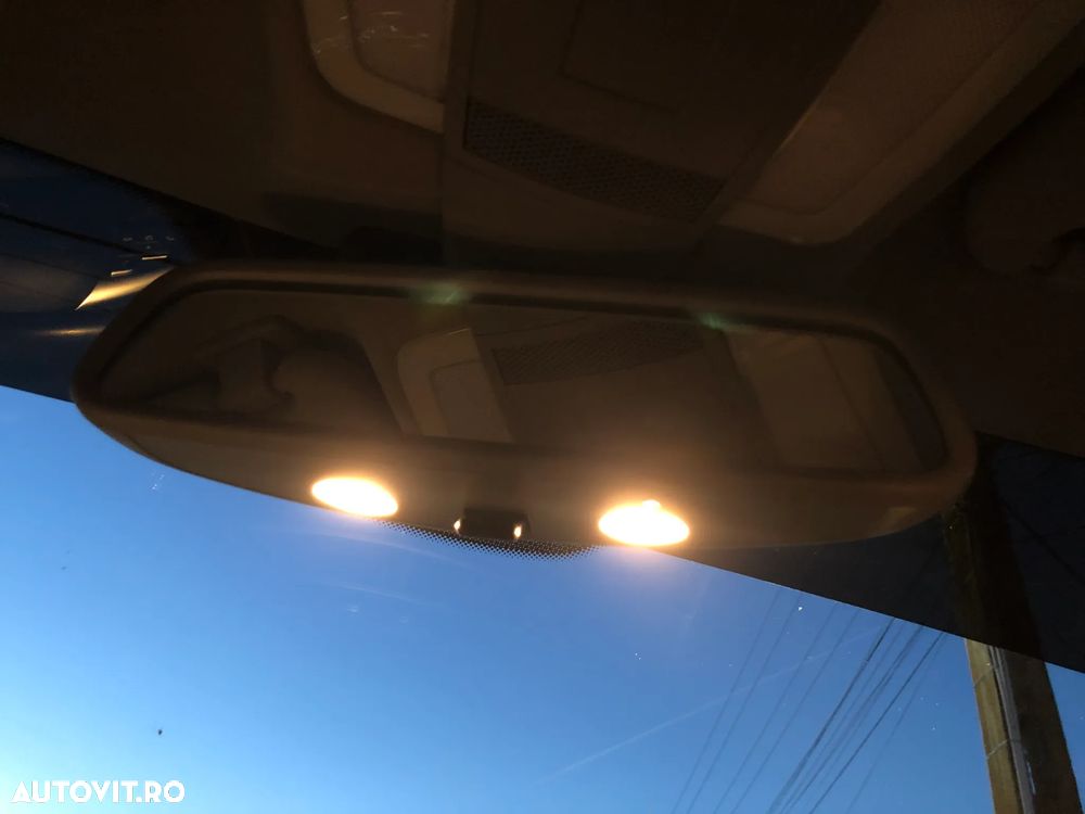 Mercedes-Benz C - 26