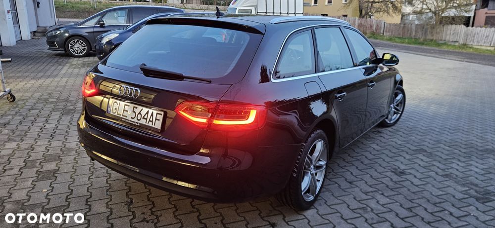 Audi A4 Avant - 4