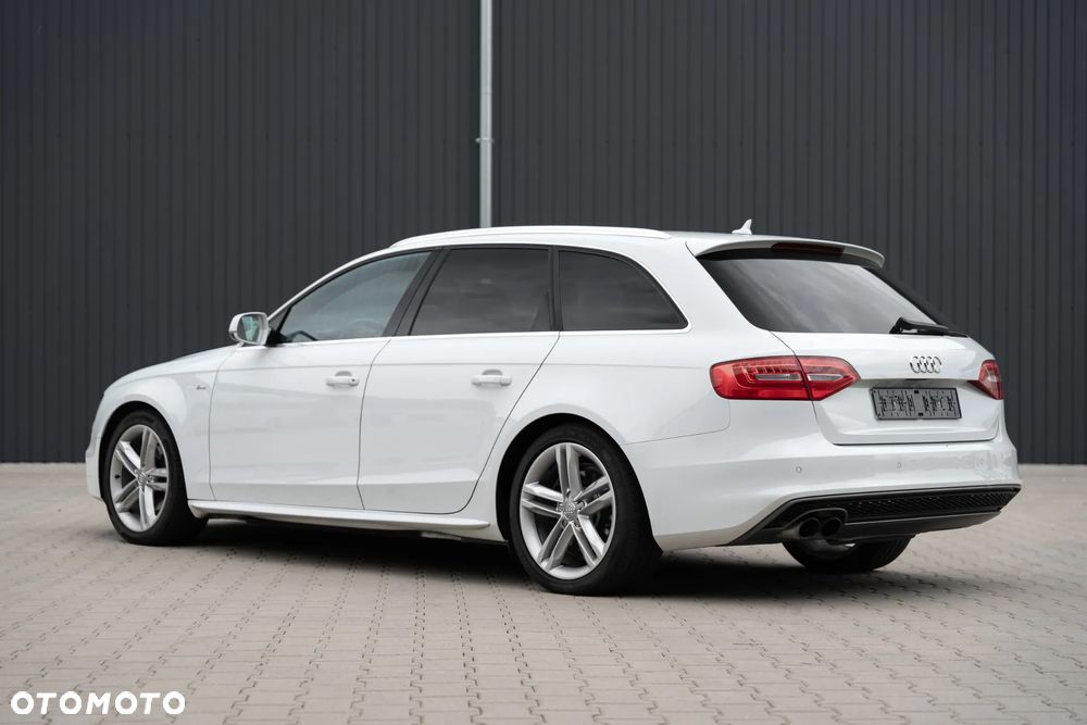 Audi A4 Avant 2.0 TDI DPF S line Sportpaket - 9