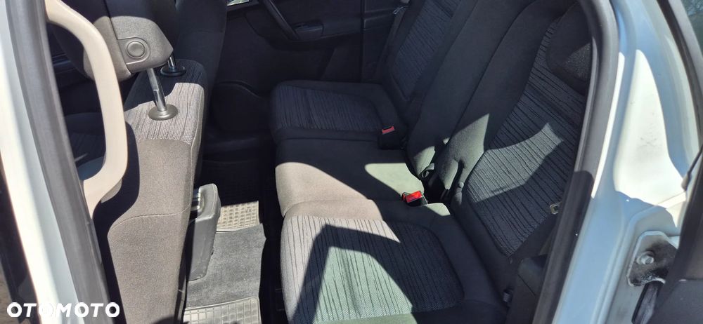 Opel Meriva 1.4 Style - 11