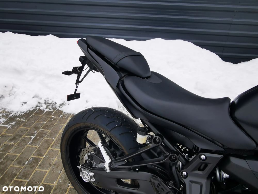 Yamaha MT - 9