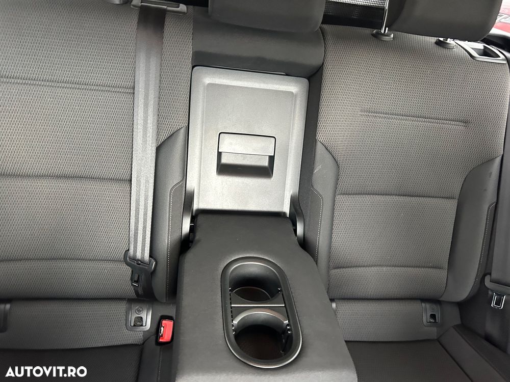 Volkswagen Golf 1.6 TDI DPF DSG BlueMotion Technology Comfortline - 12