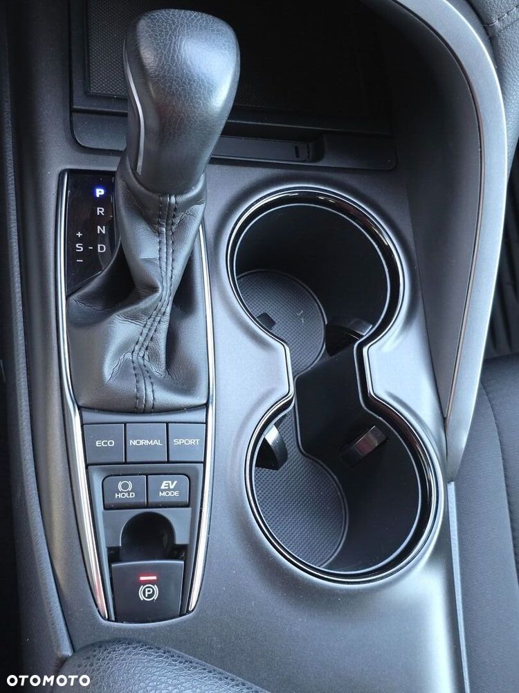 Toyota Camry 2.5 Hybrid Comfort CVT - 14