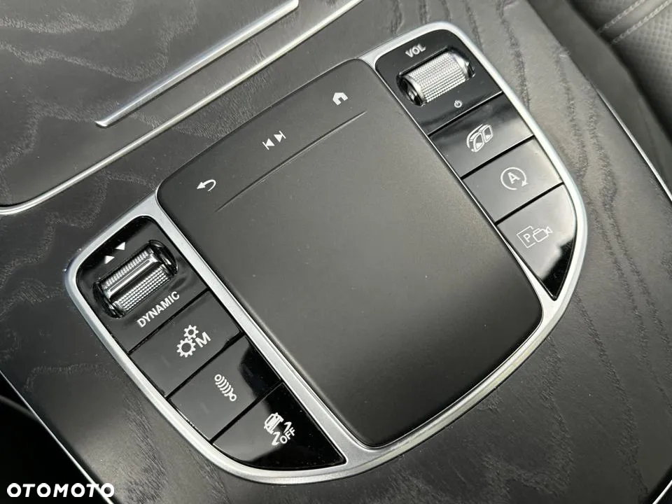 Mercedes-Benz Klasa E AMG 63 S 4-Matic+ - 21