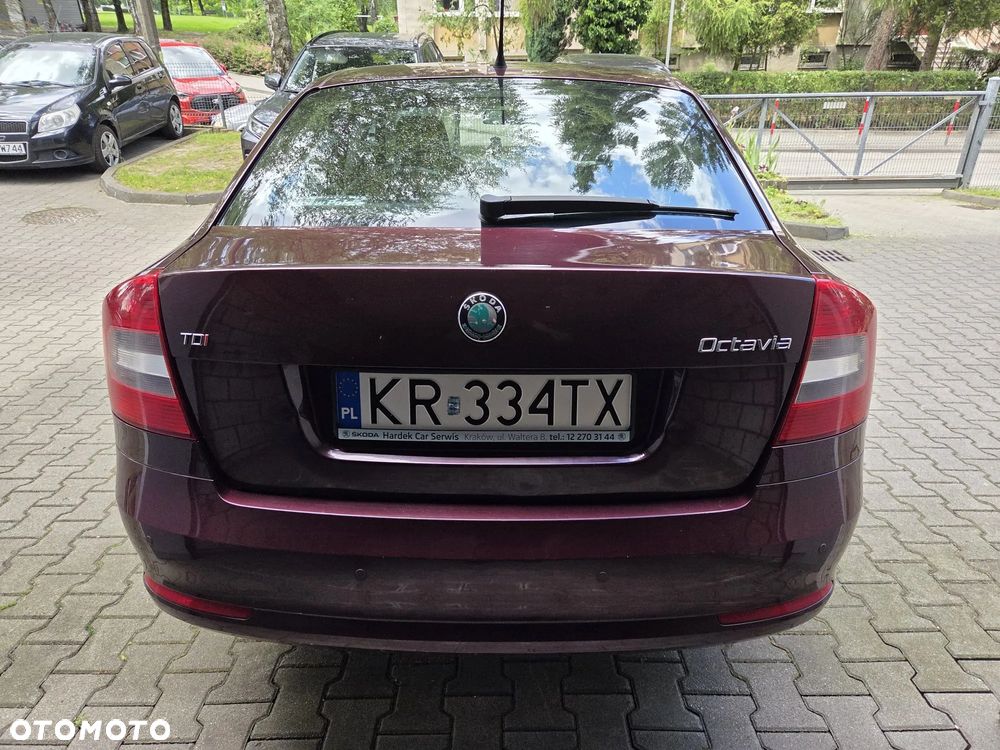 Skoda Octavia 2.0 TDI DPF Ambition - 2