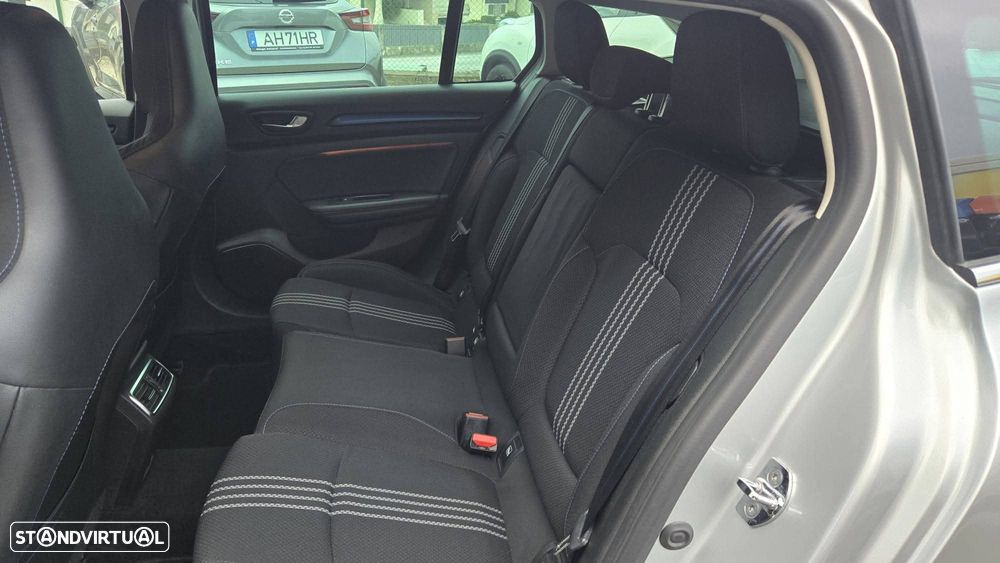 Renault Mégane 1.5 Blue dCi GT Line EDC - 8