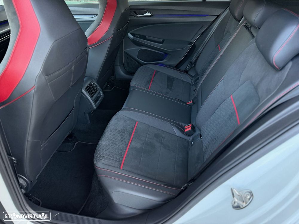 VW Golf 2.0 TSI GTI Clubsport DSG - 44